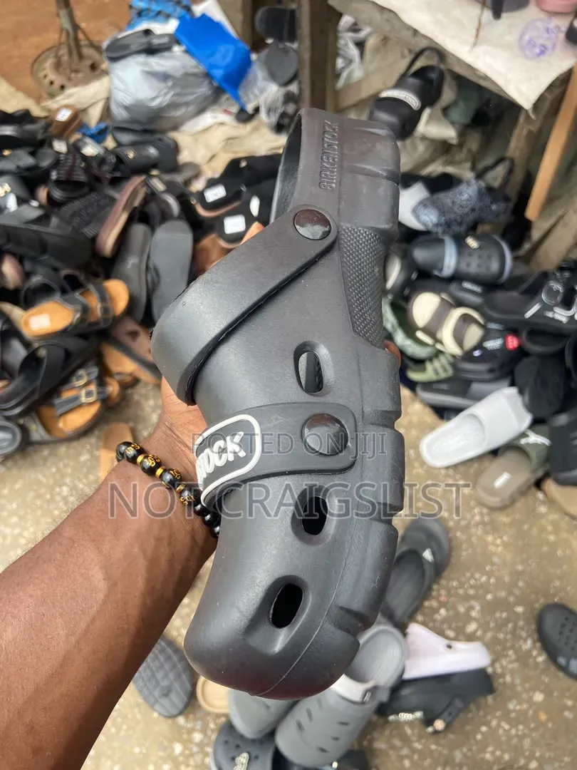 Men's Crocs Clogs Size 40–45 +Pay on Delivery Lagos+Same Day Delivery