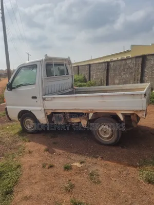 Suzuki APV Minibus 2000 White