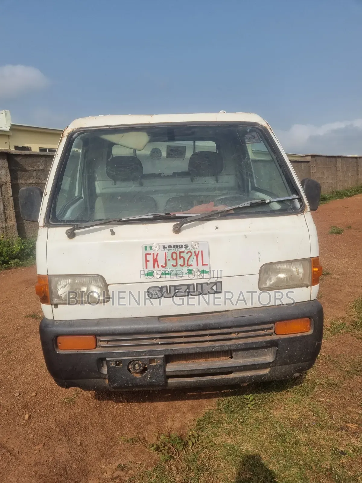 Suzuki APV Minibus 2000 White