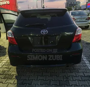 Toyota Matrix 2011 Green