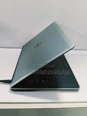 Laptop Dell Latitude E7440 8GB Intel Core i5 SSD 128GB