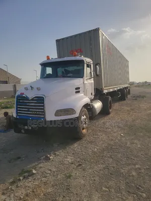 Mack Truck Head & Body for Sale!