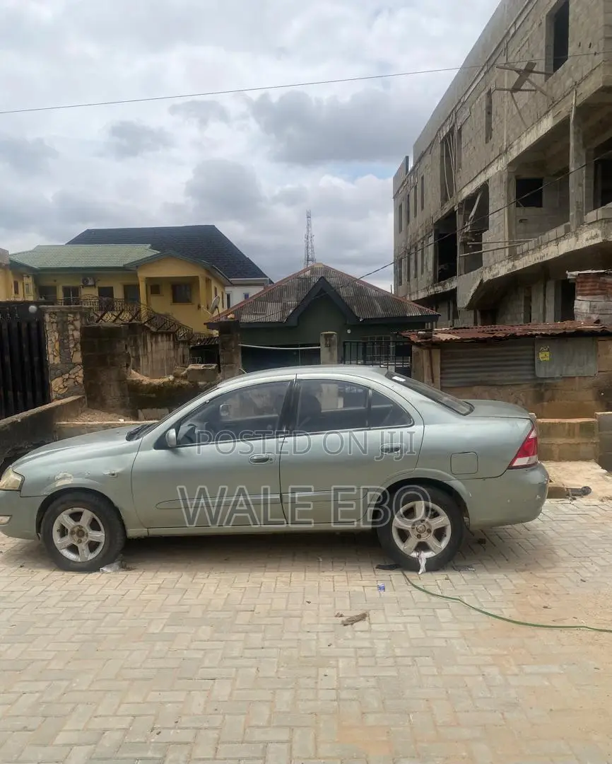 Nissan Sunny 2008 Green
