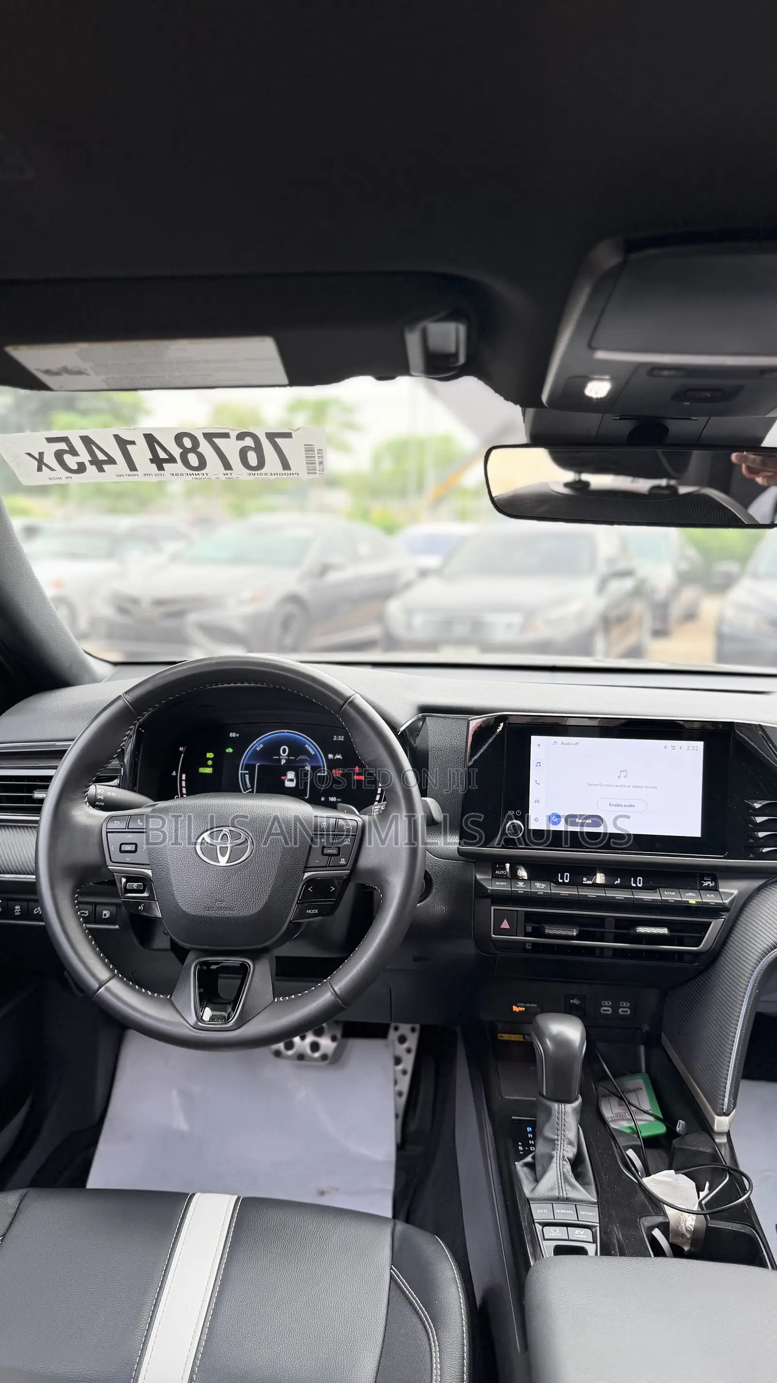 Toyota Camry SE 2025 Gray
