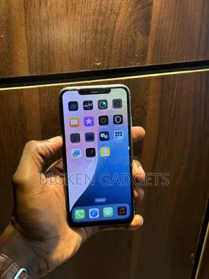 Apple iPhone 11 Pro Max 64 GB White
