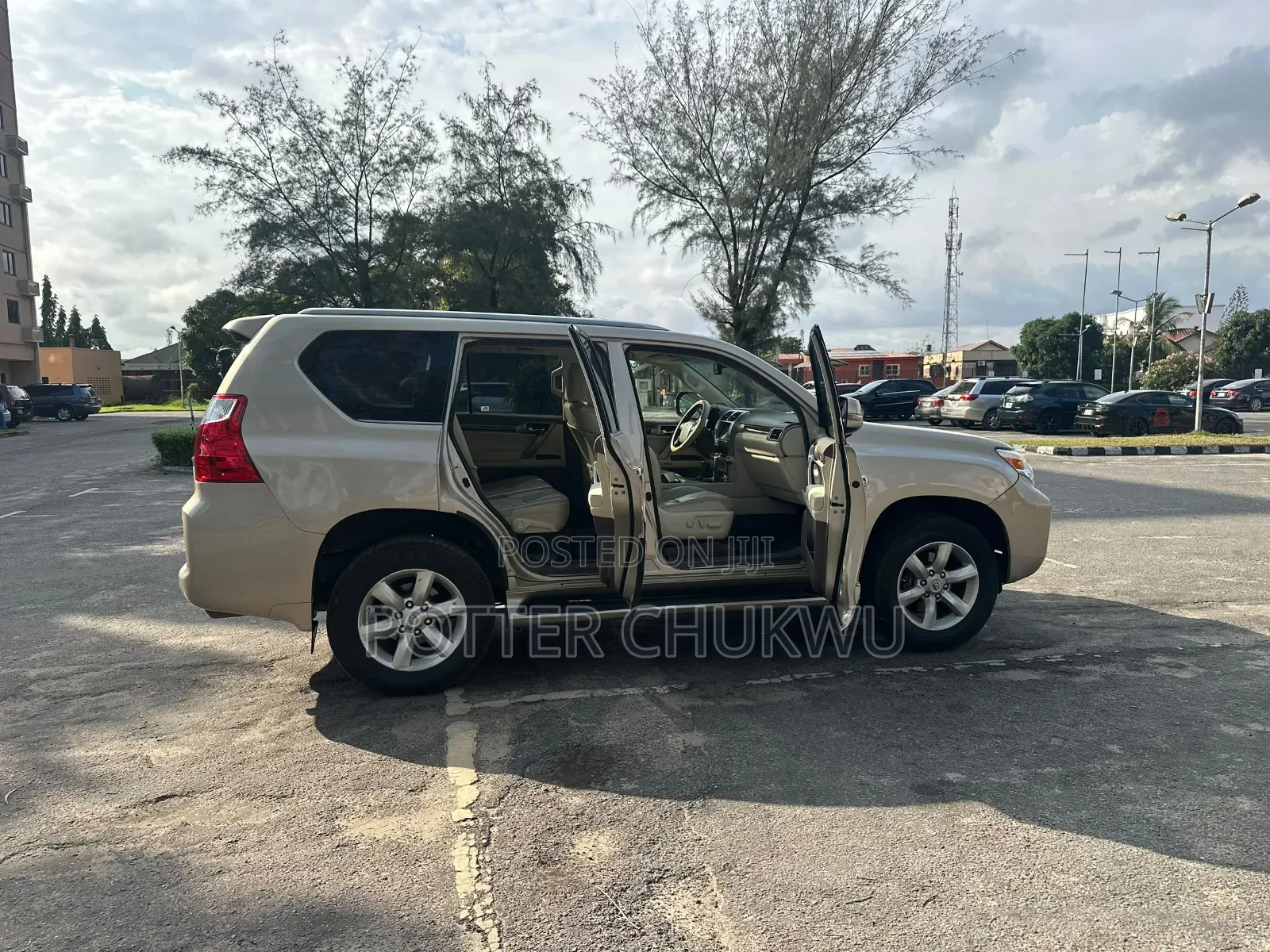 Lexus GX 460 Premium 2013 Gold