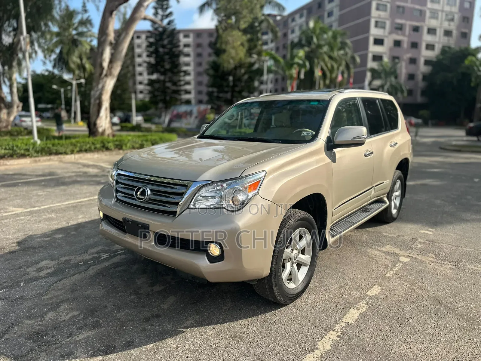 Lexus GX 460 Premium 2013 Gold
