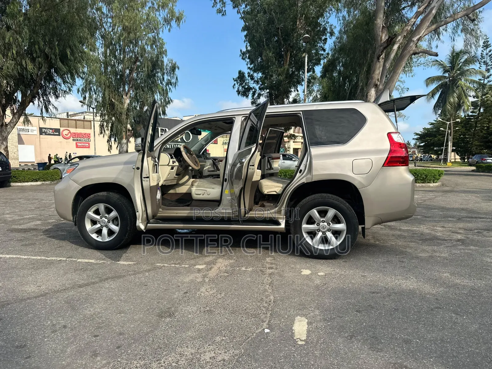 Lexus GX 460 Premium 2013 Gold