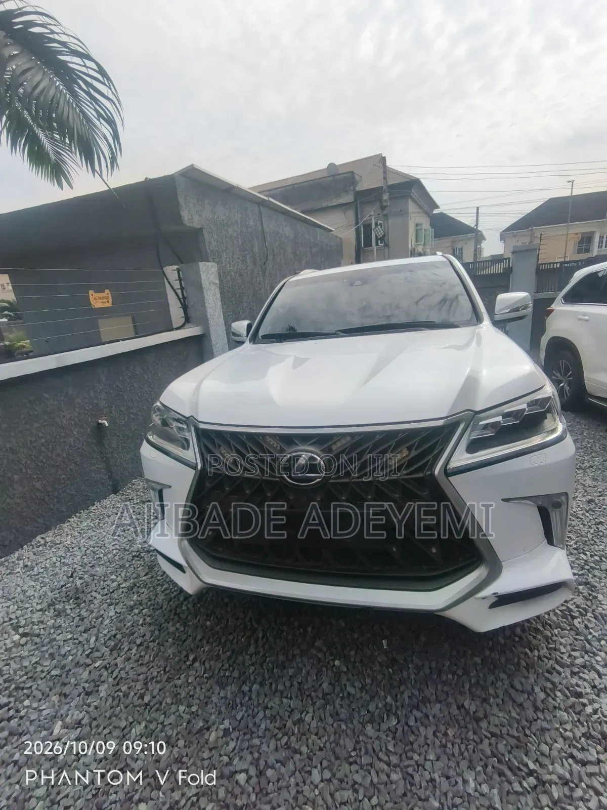 Lexus LX 2020 White