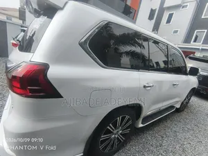 Lexus LX 2020 White
