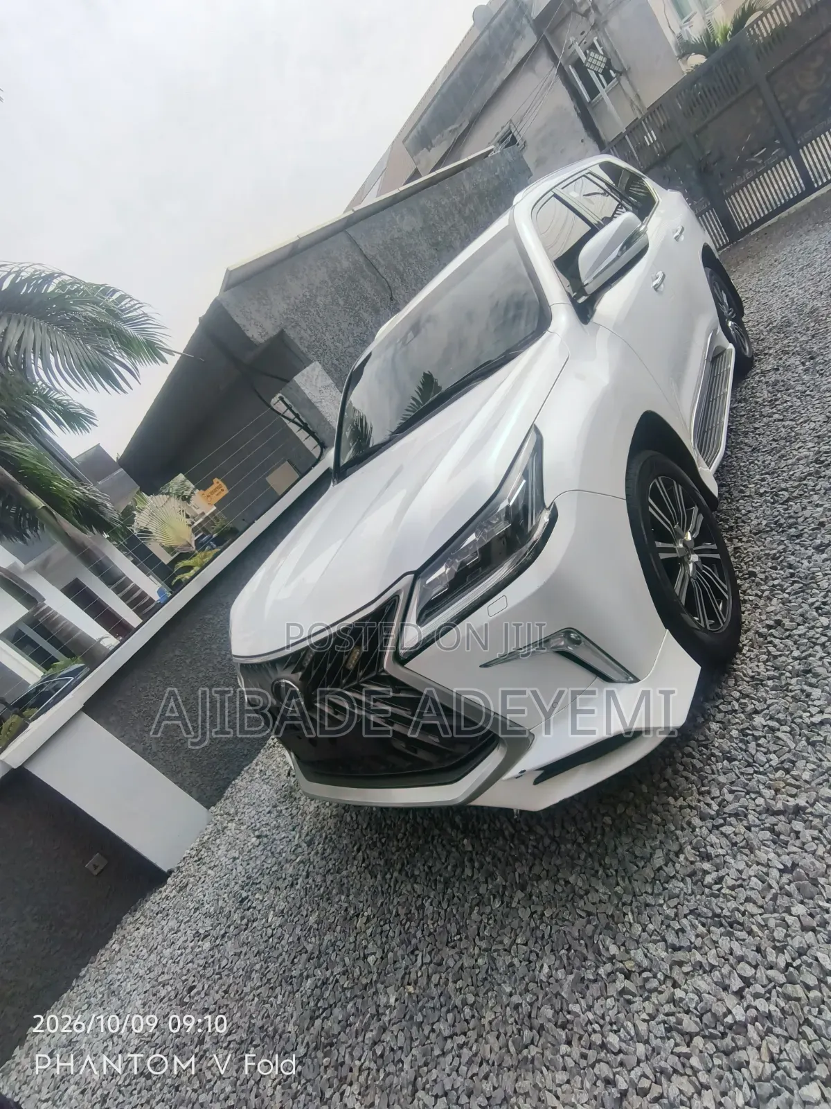 Lexus LX 2020 White