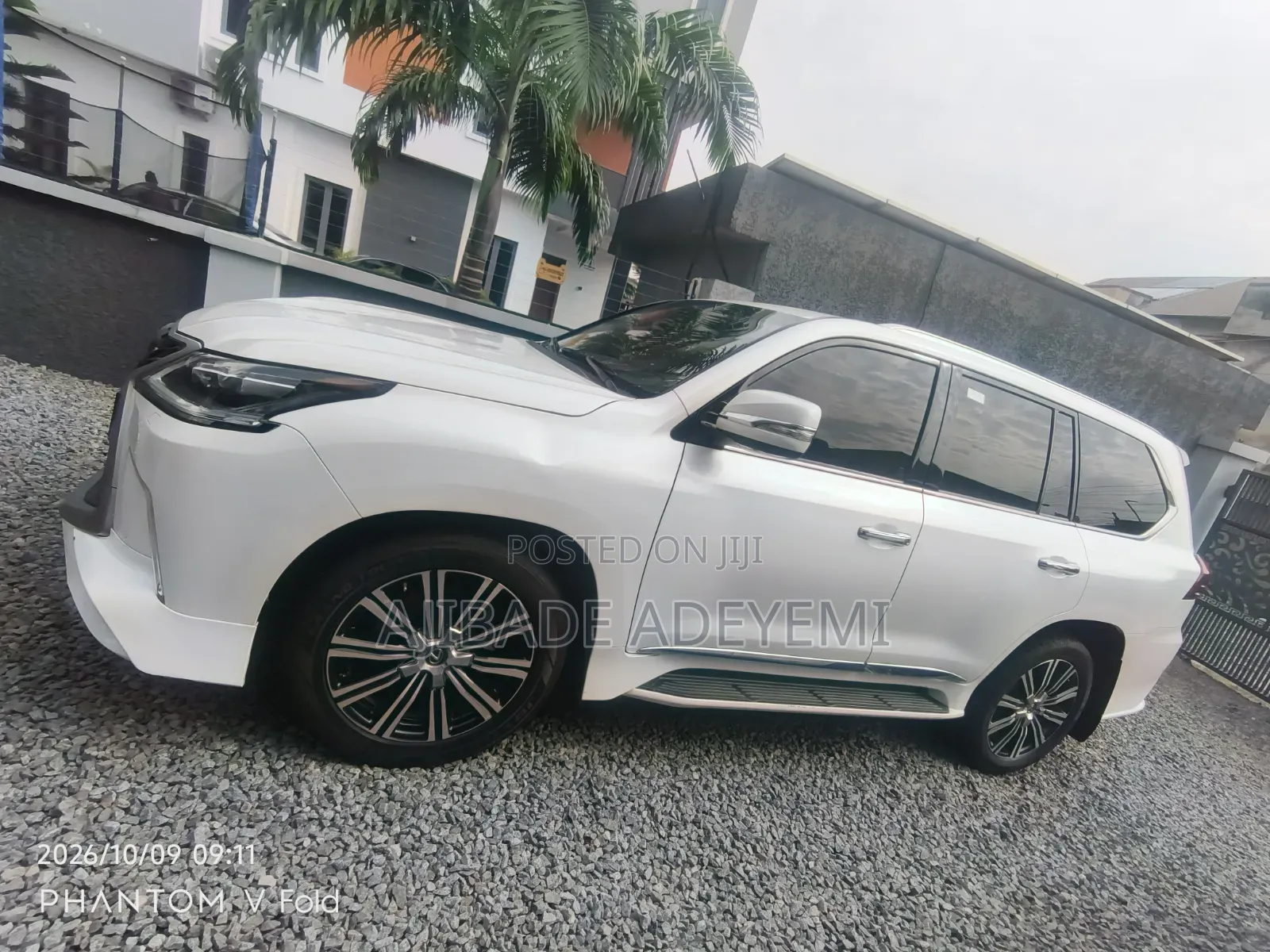 Lexus LX 2020 White