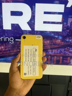 Apple iPhone XR 128 GB Yellow
