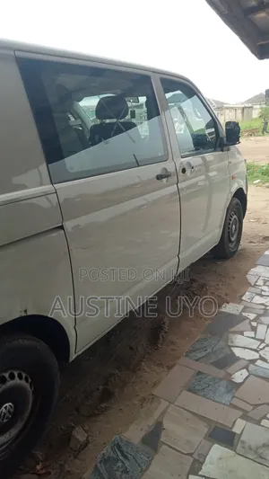 Volkswagen Transporter 2005 White