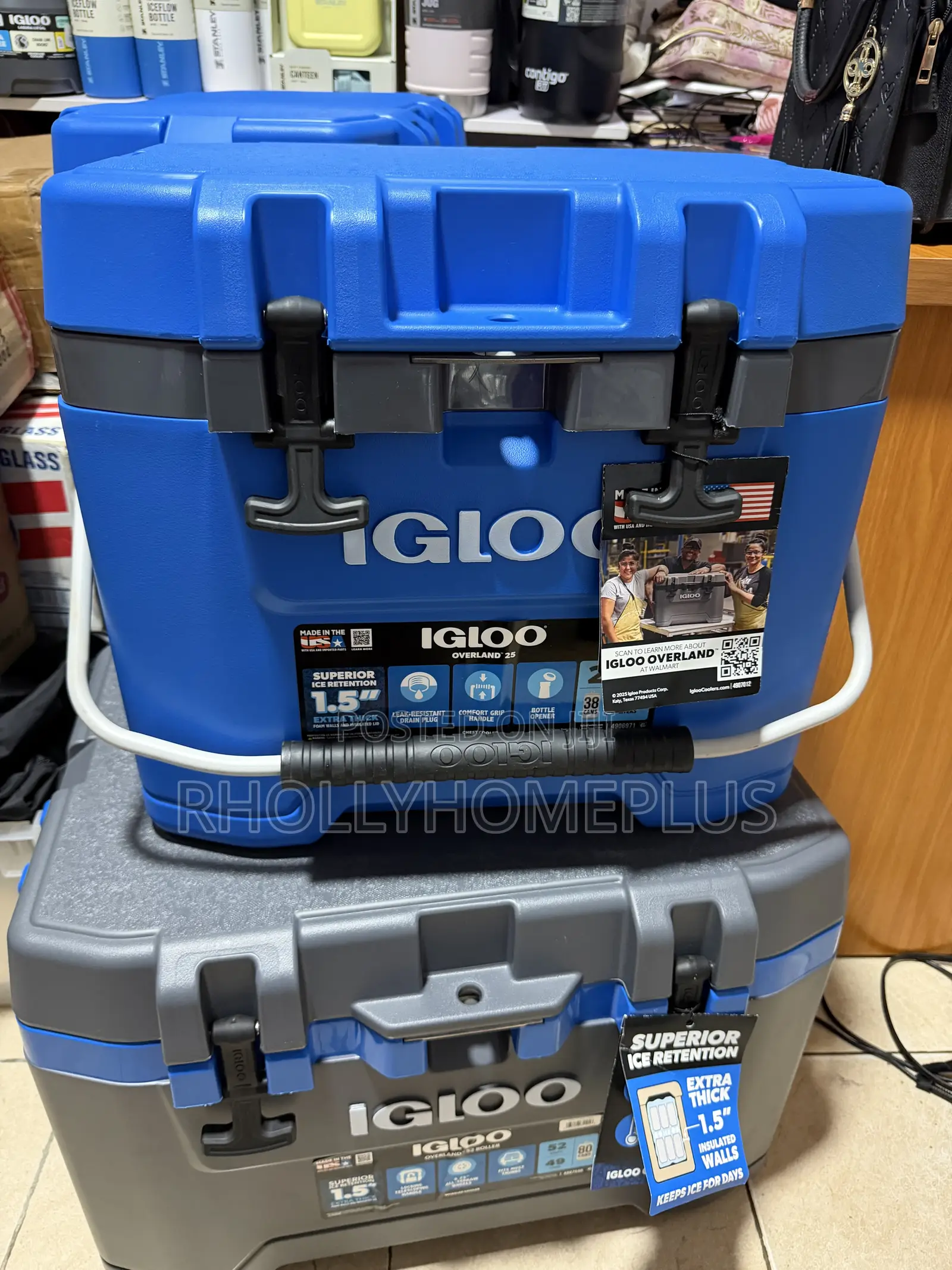 IGLOO Overland 25 Cooler Box – Blue, 38-Can Capacity