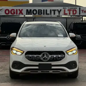 Mercedes-Benz GLA 250 2021 White