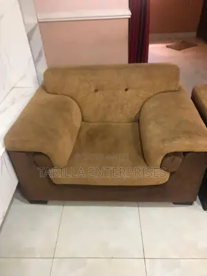 6 Seater Chairs (Neatly Used)