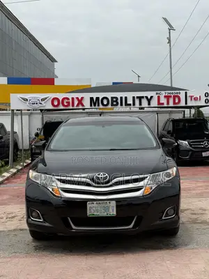 Toyota Venza XLE 2013 Black