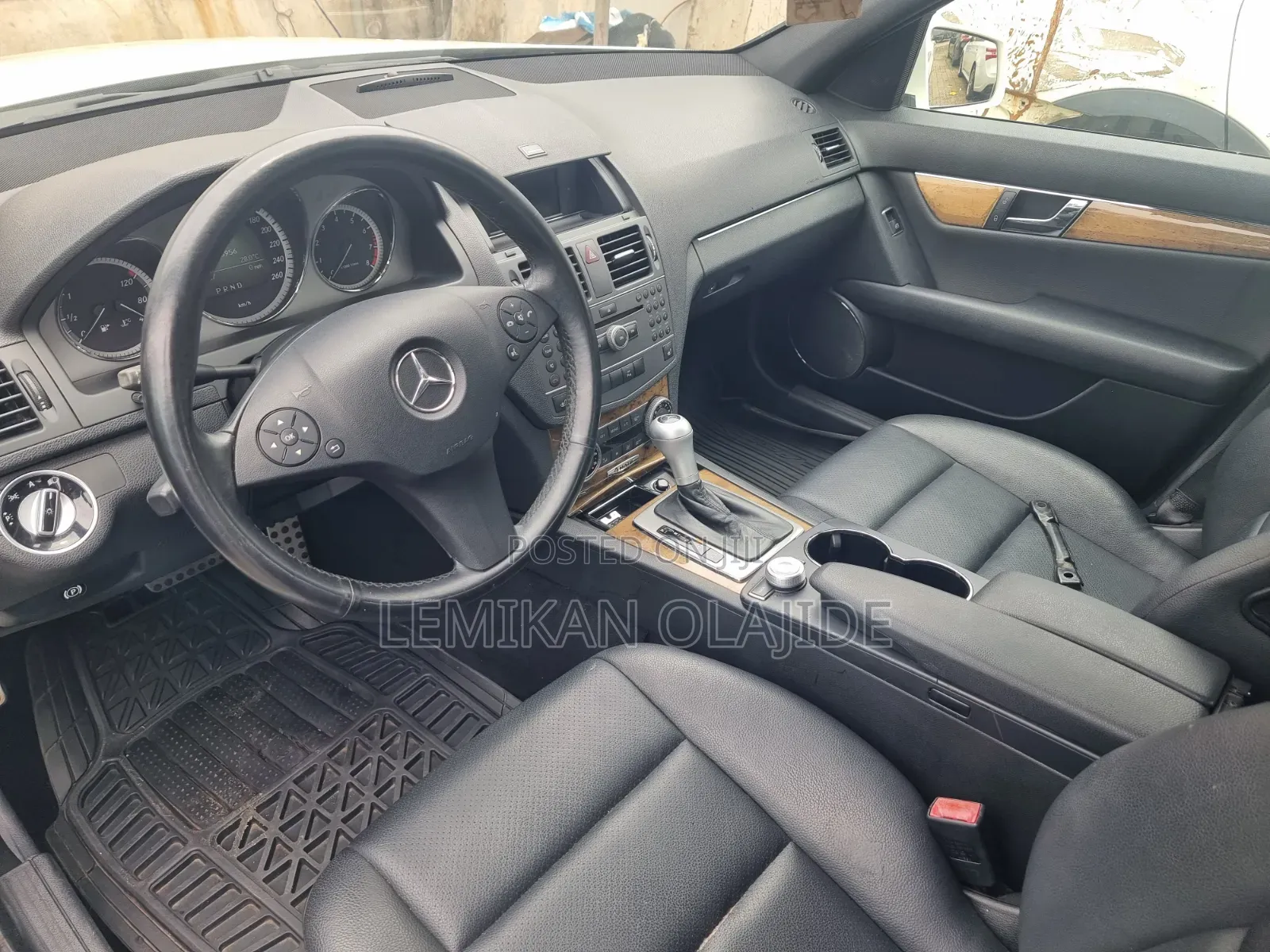 Mercedes-Benz C300 2010 White