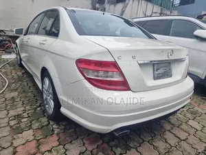 Mercedes-Benz C300 2010 White
