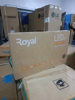 Royal 32" Smart TV for Modern Home Entertainment