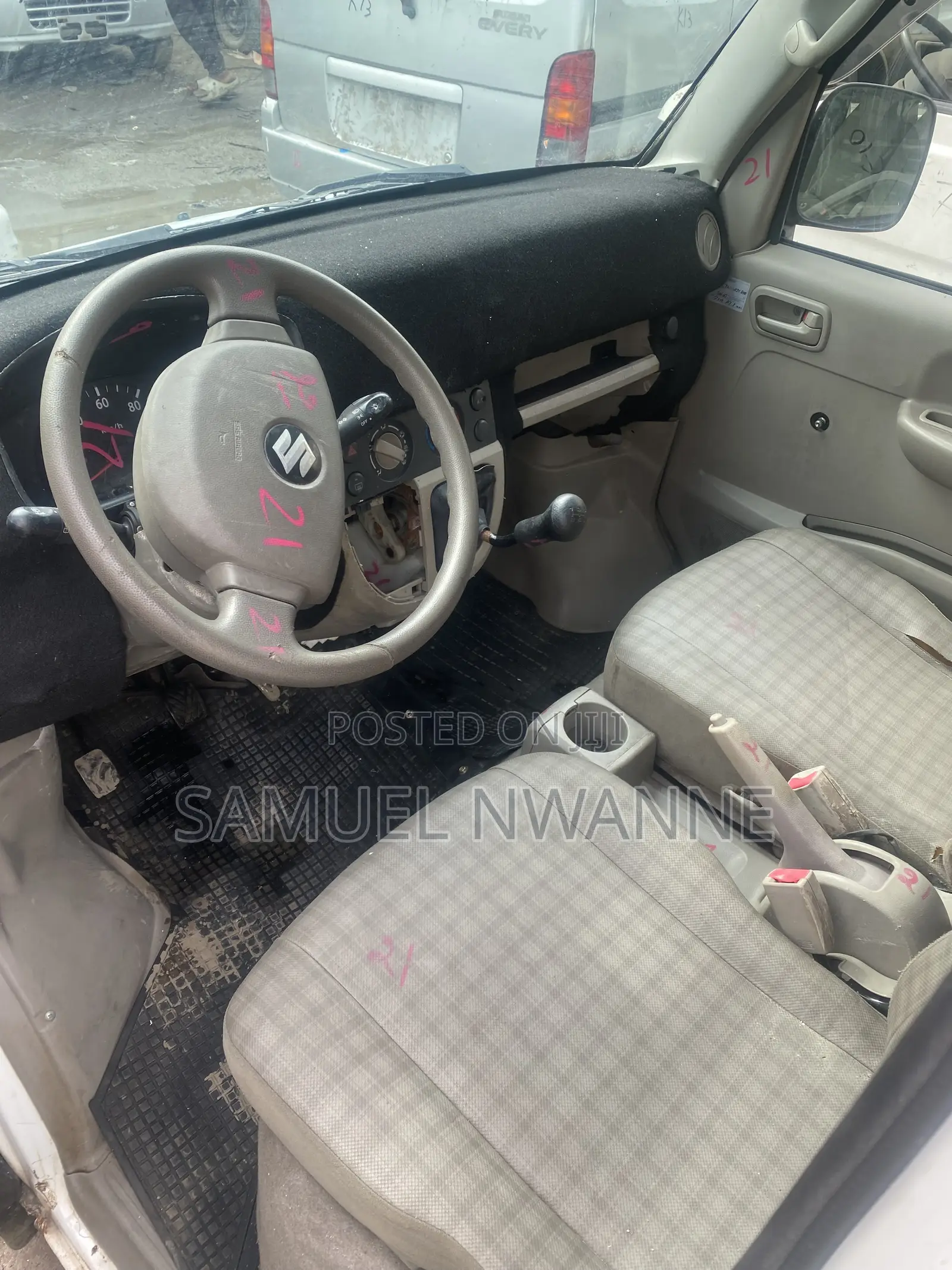 Suzuki Every 2010 White