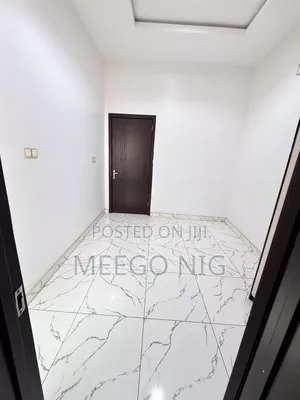 1bdrm Shared Apartment in Thomas Estate Lekki for rent
