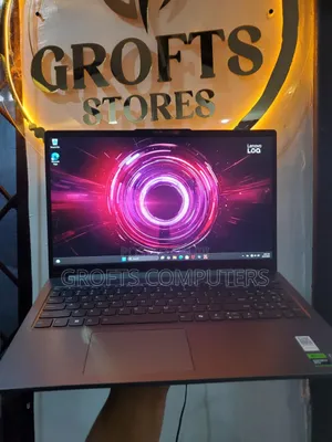 Laptop Lenovo LOQ 15AHP10 16GB Intel Core 7 SSD 512GB