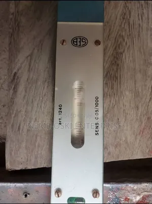 Precision Engineers Spirit Level - 0.05/1000