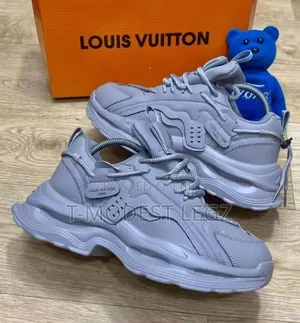 High Quality Men's Fashion Sneakers