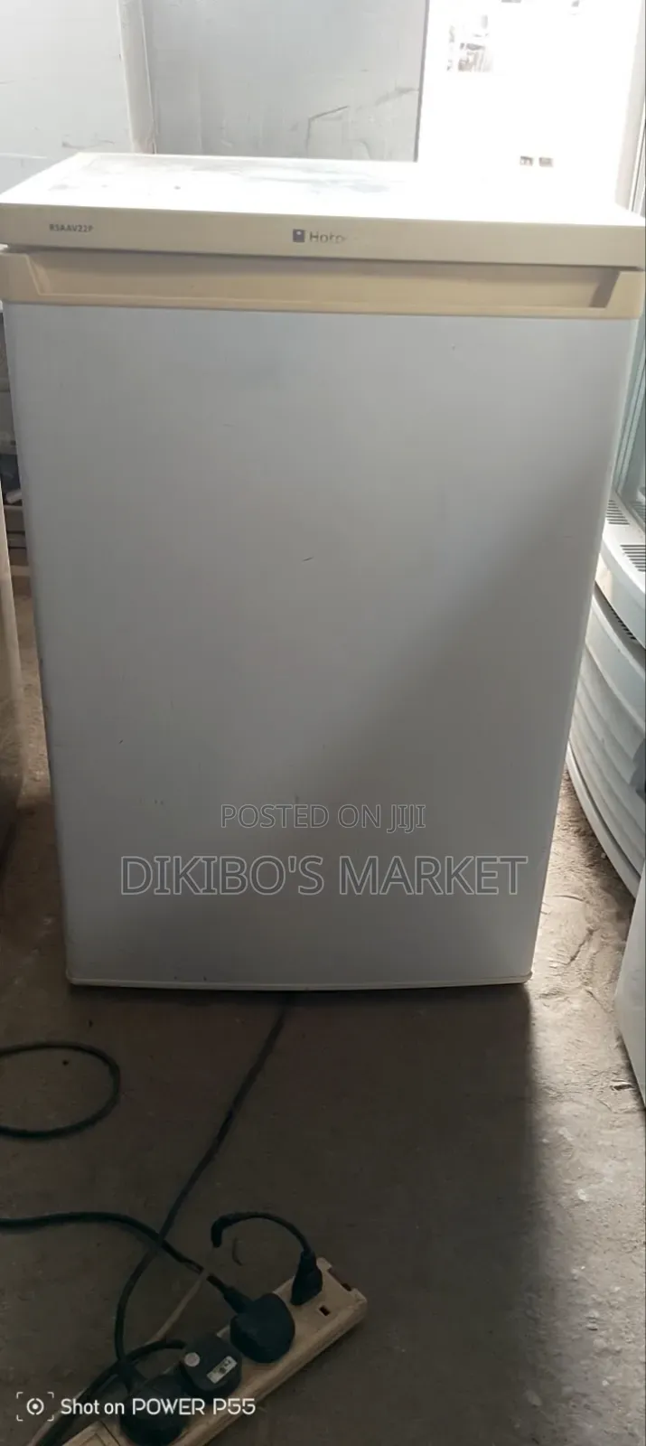 Tokunbo HOTPOINT Table Top Fridge and Freezer