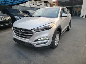 Hyundai Tucson Limited AWD 2017 Silver