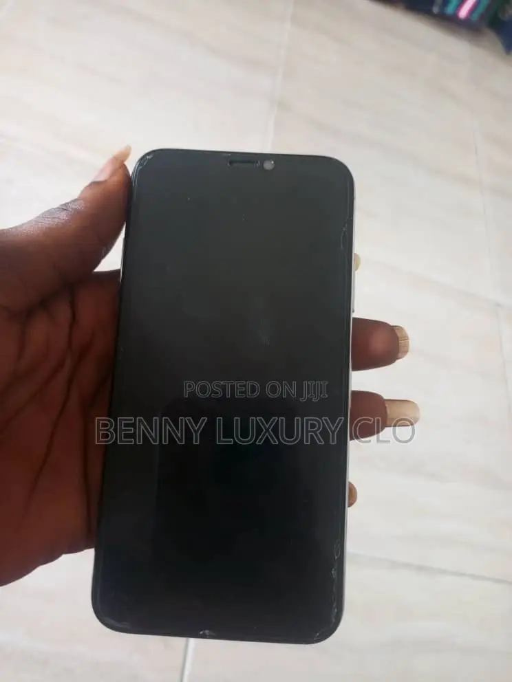 Infinix Hot 50i 128 GB White