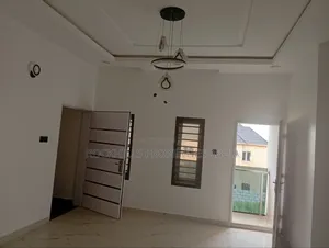 2bdrm Apartment in Fo1 Kubwa for sale