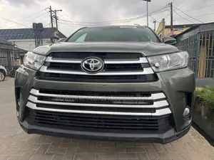 Toyota Highlander 2017 Green