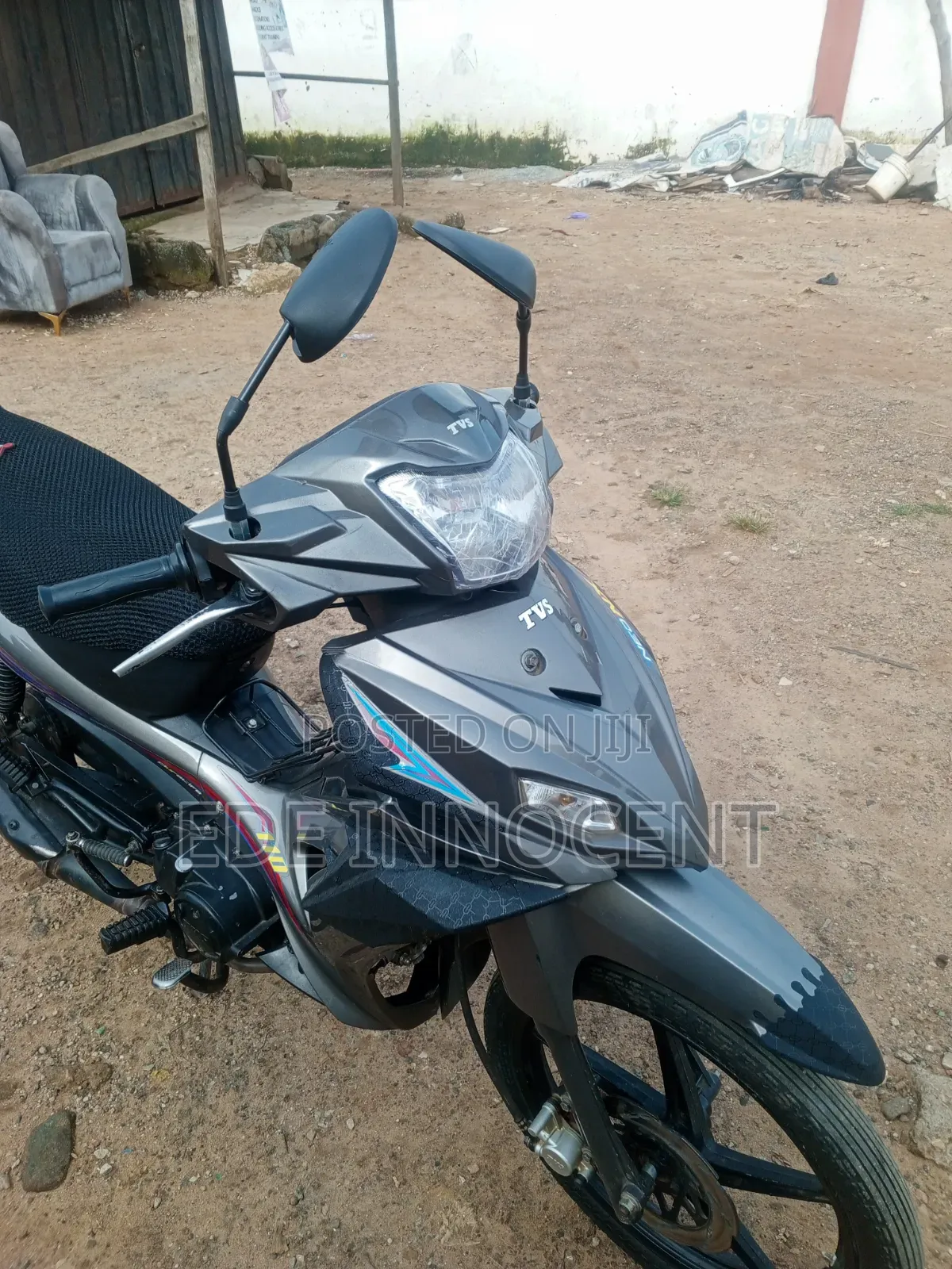 TVS Neo NX 2024 Silver