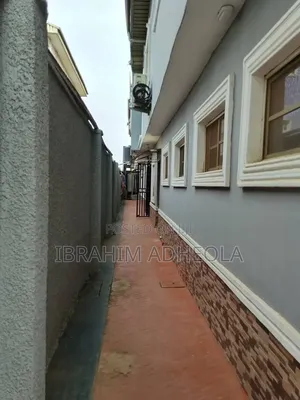 Mini Flat in Governors Road for rent