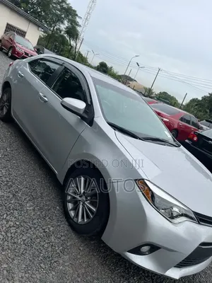 Toyota Corolla LE 4dr Sedan (1.8L 4cyl CVT) 2015