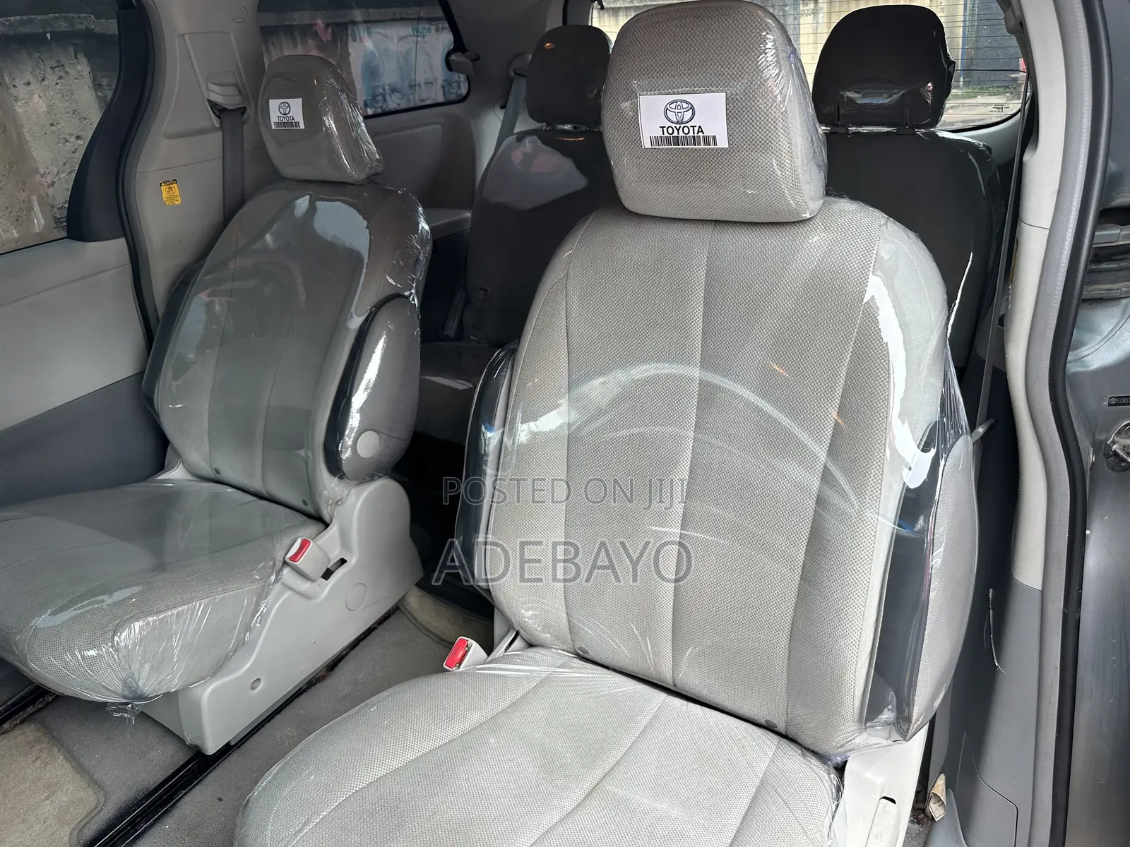 Toyota Sienna LE 7 Passenger Mobility 2011 Silver
