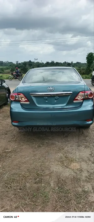 Toyota Corolla 2010 Green