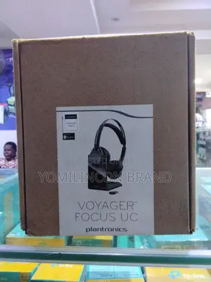Plantronics Voyager Focus Headset B825