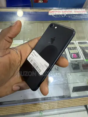 Apple iPhone 7 128 GB Black