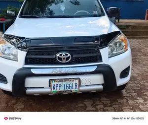 Toyota RAV4 2008 White