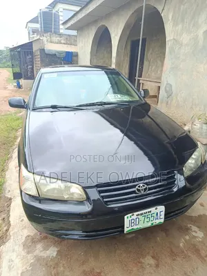 Toyota Camry LE 4dr Sedan (2.4L 4cyl 5M) 2002 Black