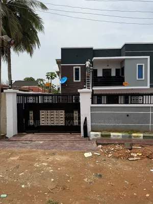 4bdrm Duplex in Temidire Estate, Ologuneru for sale