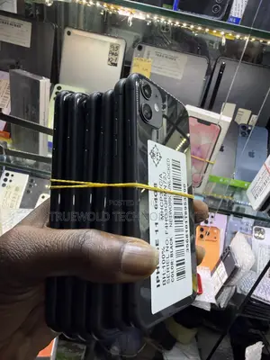 Apple iPhone 11 64 GB Black