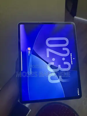 Apple iPad Pro (2022) 128 GB Silver