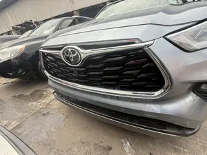 Toyota Highlander Platinum 2022 Blue
