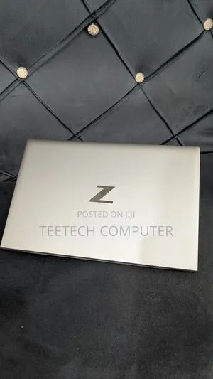 Laptop HP ZBook Firefly G9 32GB Intel Core i7 SSD 512GB