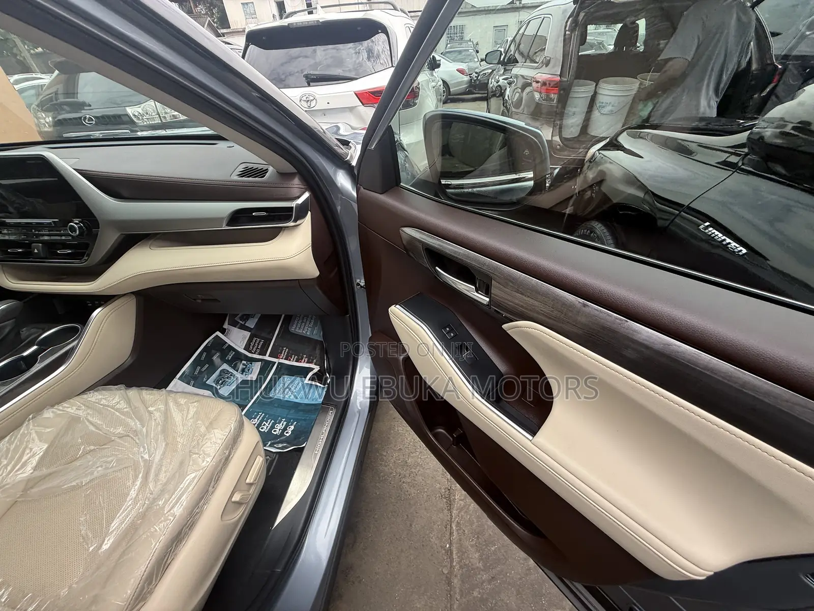 Toyota Highlander Platinum 2022 Blue